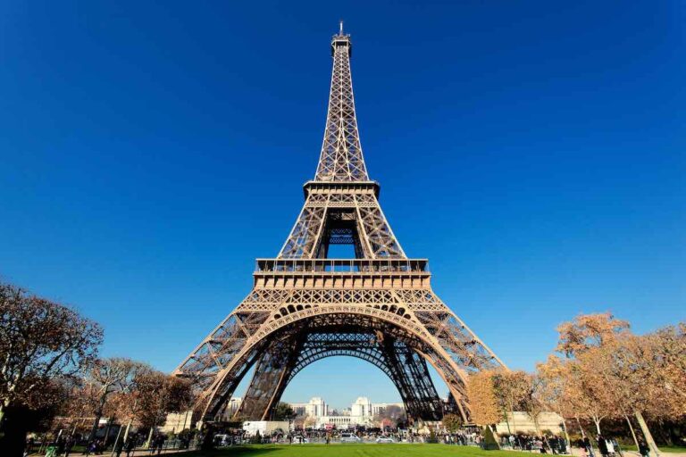 Corrosão afeta um dos cartões postais mais famosos do mundo